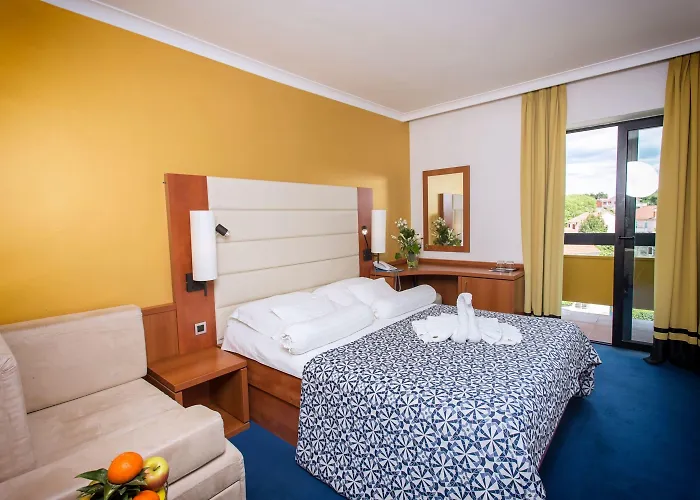 Отель Ilirija Ilirija 4*