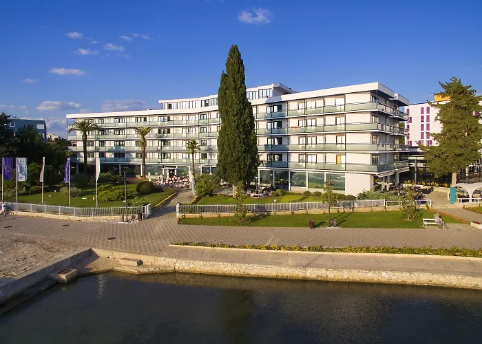 Ilirija Ilirija 4* Биоград-на-Мору