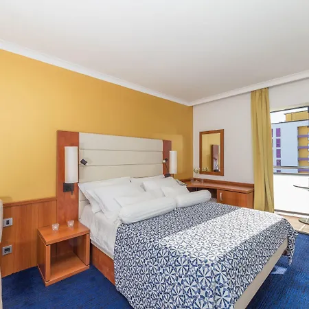 Otel Ilirija Ilirija Biograd Na Moru